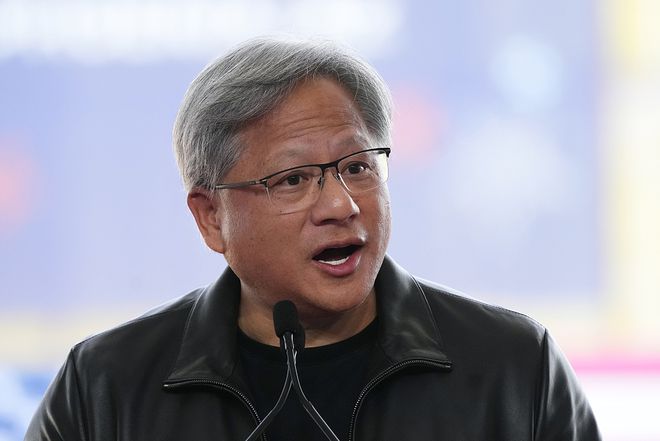 黄仁勋是何许人也