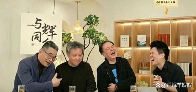 余华与董宇辉直播畅聊AI，未来科技的人文关怀