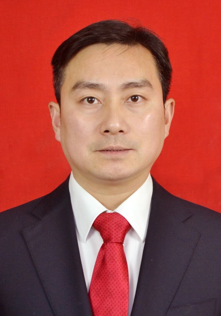荣昌区书记，引领区域发展的时代先锋