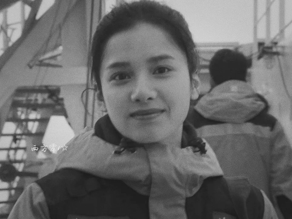 张婧仪，完美无瑕的绝美脸庞
