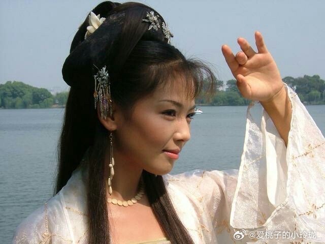刘涛时隔19年再演白素贞，经典重塑的无限魅力