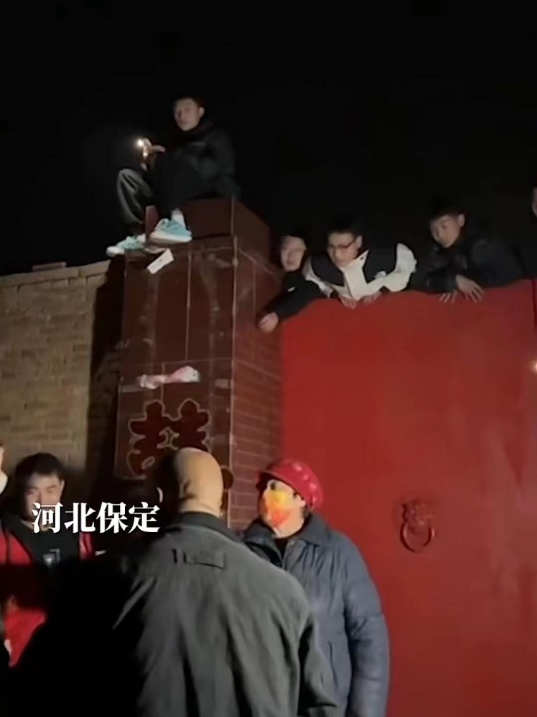 结婚时新郎会收到红包吗？解读婚礼中的红包文化