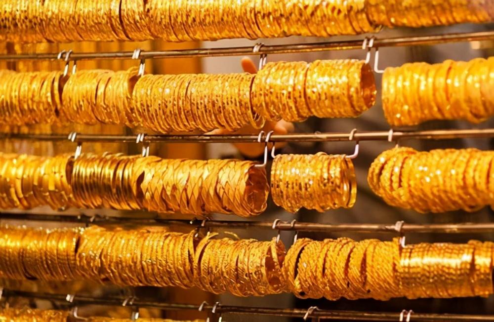 揭秘黄金饰品价格，目前市场黄金饰品究竟多少钱一克？