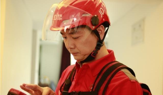 怎样才能成为刘强东的兄弟呢？