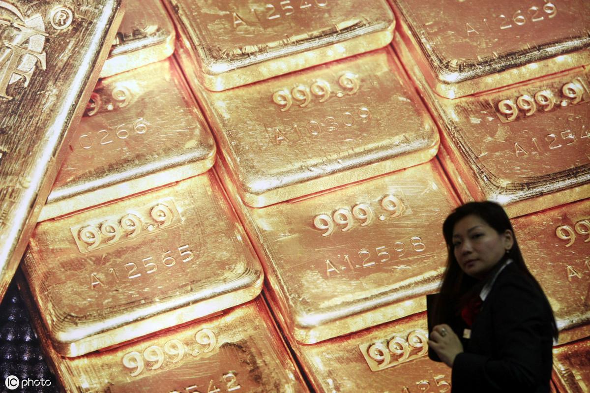目前首饰金价多少钱一克，金价波动与首饰市场的现状解读