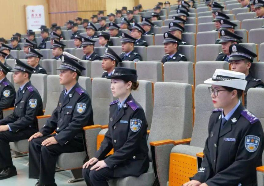 辅警待遇如何，多维度分析与建议