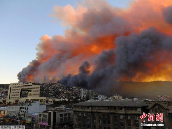 美国新泽西州遭遇近二十年最严重山火，挑战重重