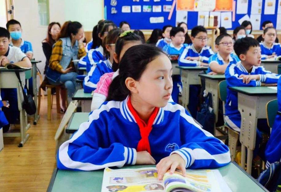 孩子病危其父请假被开除事件，反思企业的人文关怀与社会责任