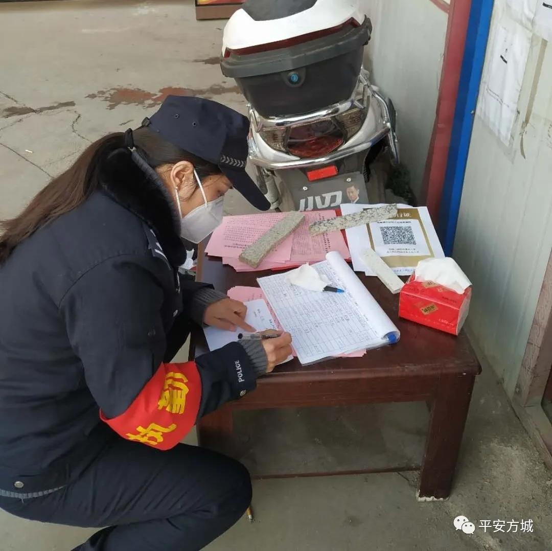 神箭升空之际，00后女警的仰望与感动
