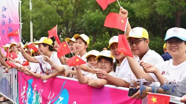 残运会会场，展现坚韧与荣耀的舞台