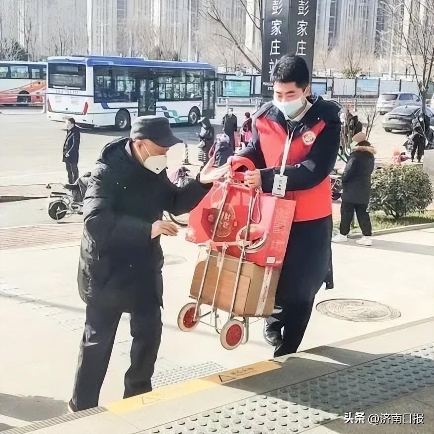 地铁无人认领失物的处理