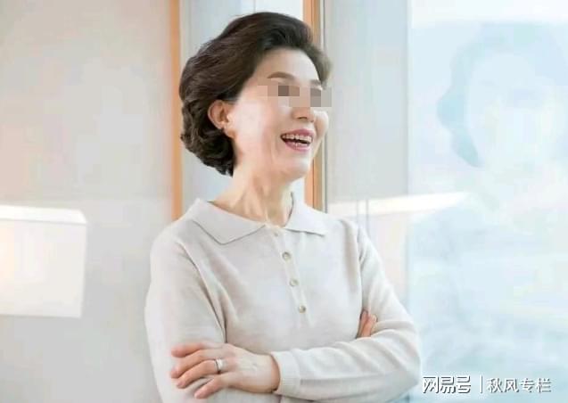 女儿回应48岁妈妈怀孕，理解与接纳，共筑美好未来