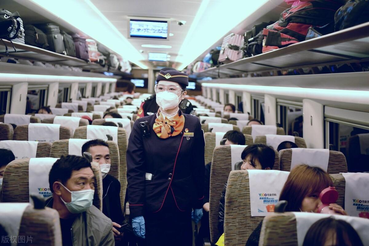 高铁车厢小孩吵闹现象，理解与改善的建议