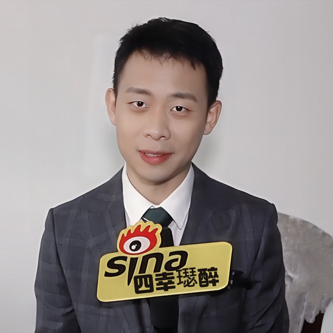 张译专访，深度解读演员之路的坎坷与辉煌