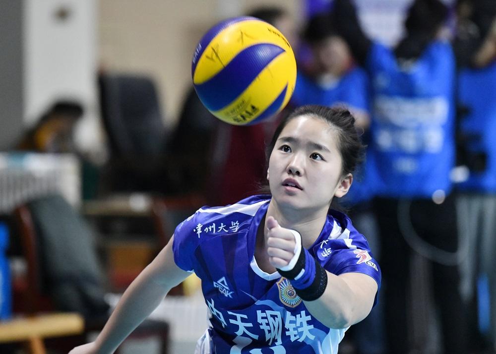 揭秘中国女排新星李盈莹，身高、体重与专业资料解析