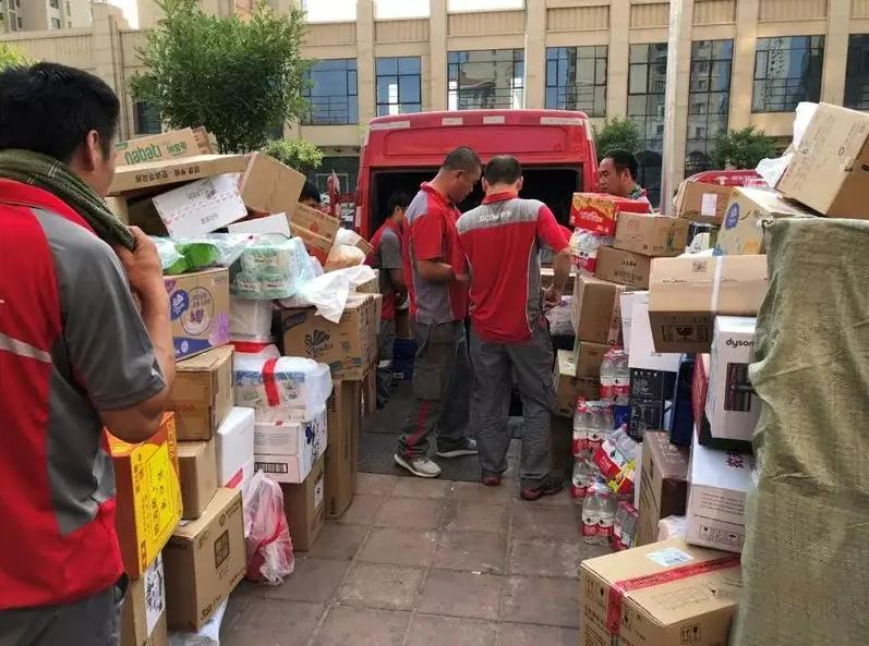 揭秘京东快递员收入百万背后的故事