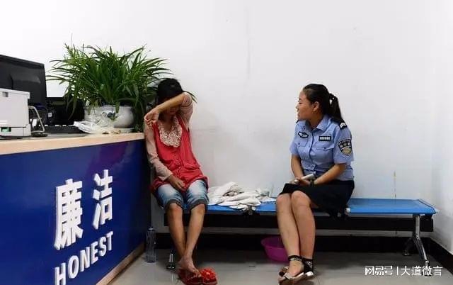 继母将女孩关厕所虐待致死获死刑，警示社会的残酷与正义的必然