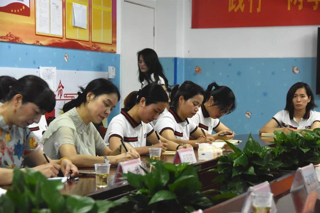 幼儿园龙头股票，市场趋势与投资者洞察
