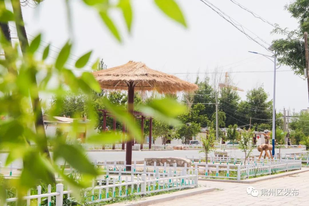 年轻人开始流行旅游摆摊，一种全新的生活方式与潮流趋势