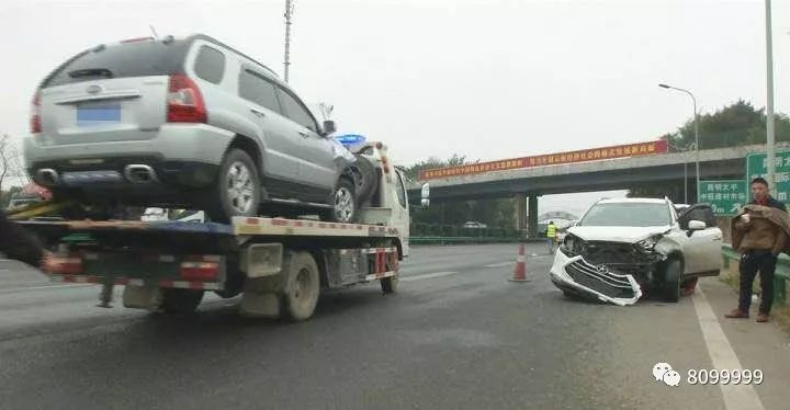 福建一隧道发生四车事故，紧急救援与反思