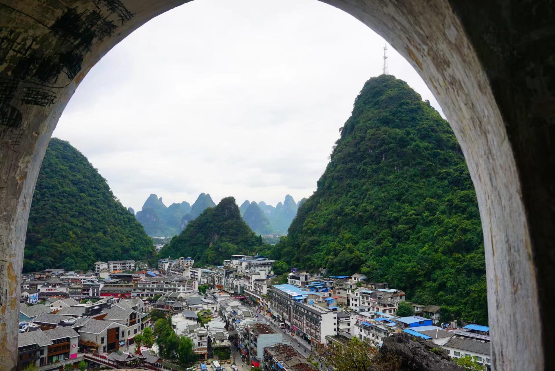 漓江的竹筏线路是怎样的？探访绝美风光之旅