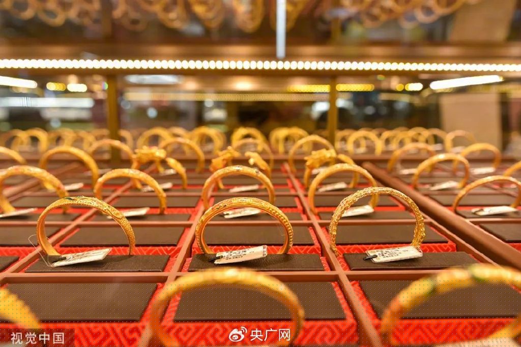 金饰价跌破千元，是真的吗？