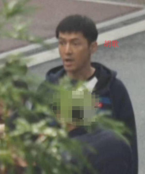 胡歌生命树开机路透，期待与热议交织的光影之旅