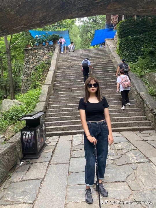 泰山陪爬2天挣近2千，一场与自然的较量与对话