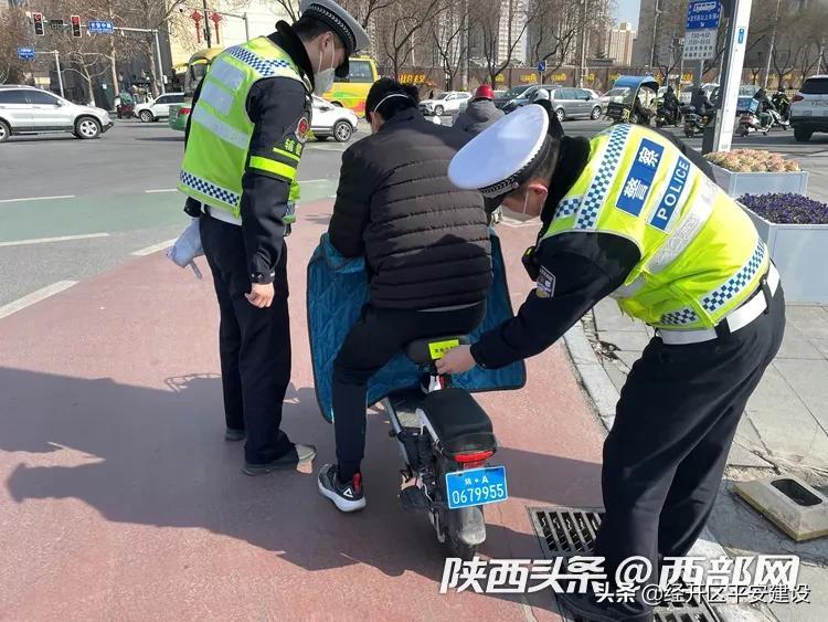 西安夜空中的不明黑影，神秘现象待解之谜
