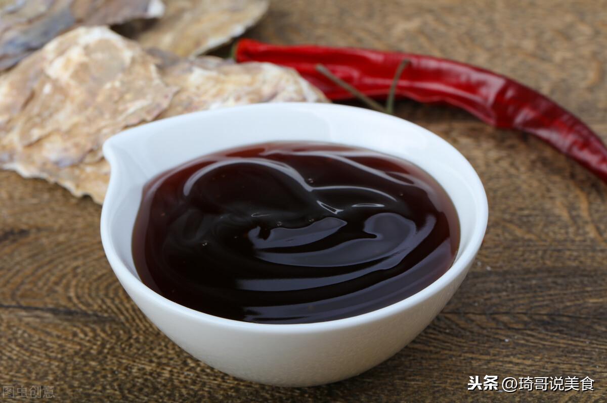 男子出海打捞生蚝，竟发现带商品标签的奇迹！
