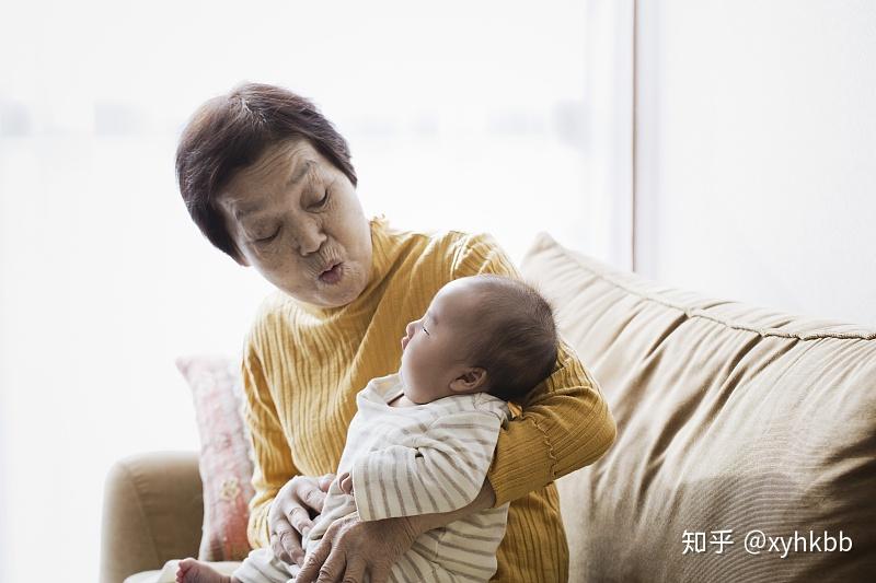 医院违规操作试管婴儿引发社会关注
