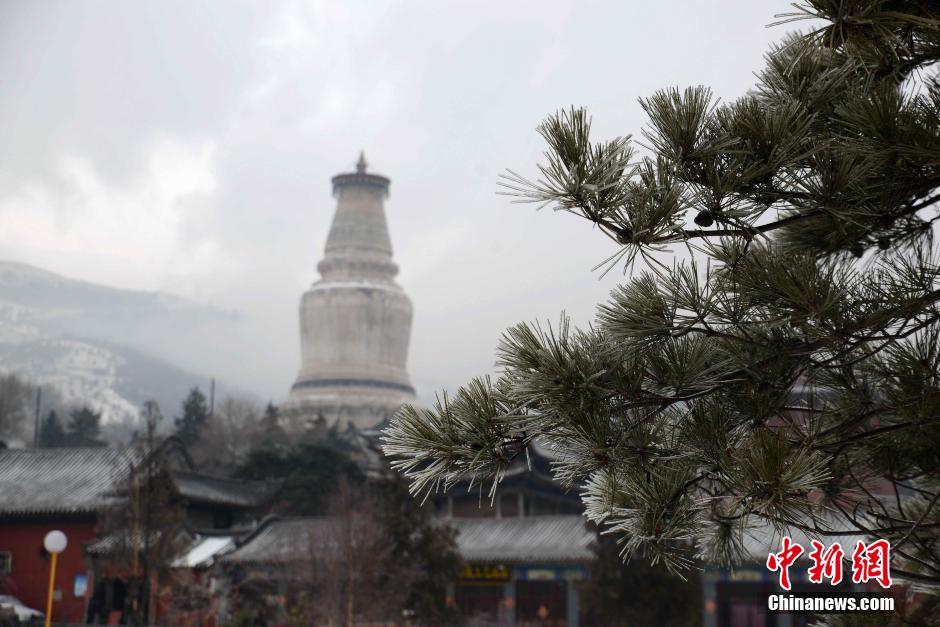 五台山现尘卷风奇观，自然之美惊艳世人