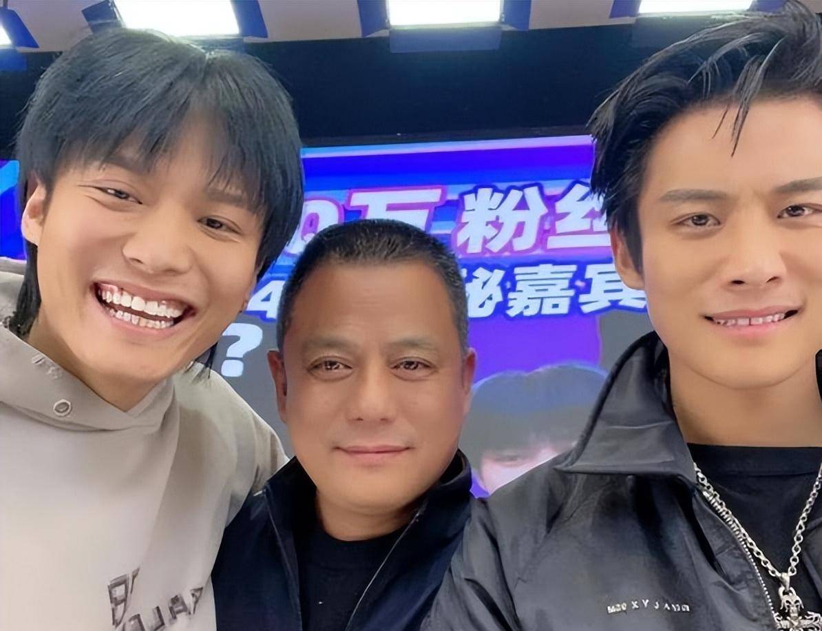 小杨哥掉粉超1300万，网红生涯的波折与挑战