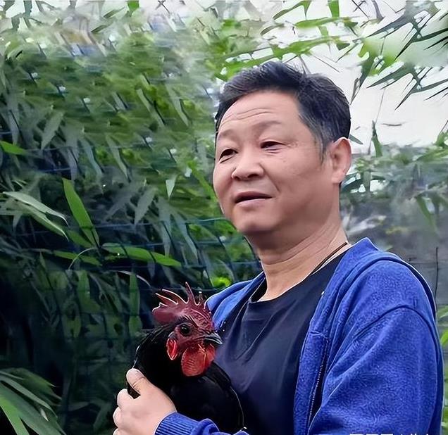 三德子赵亮，以德子土商标振兴土鸡产业