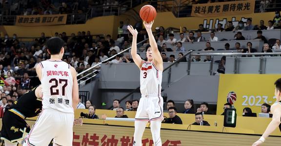 CBA总决赛，北京客胜广厦先拔头筹