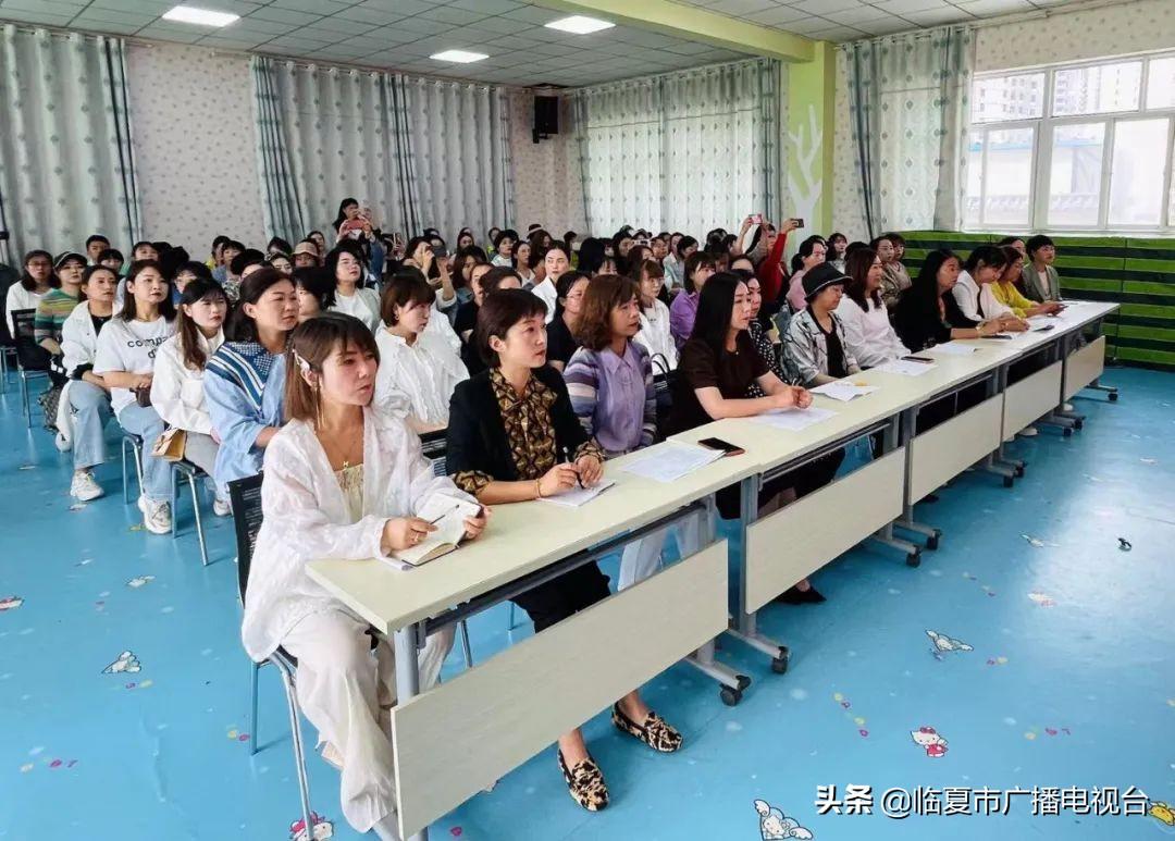 2021年中小学幼儿园教师招聘热点解析