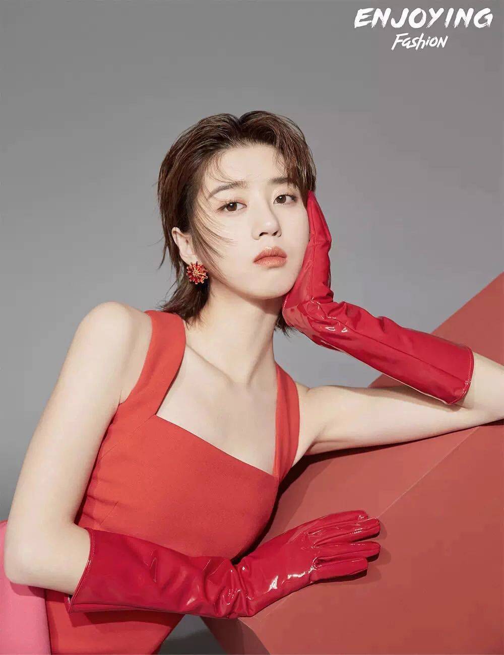演员李凯馨回应疑似辱华录音事件分析