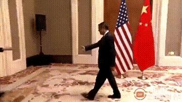 媒体人，美国没资格给中国提条件
