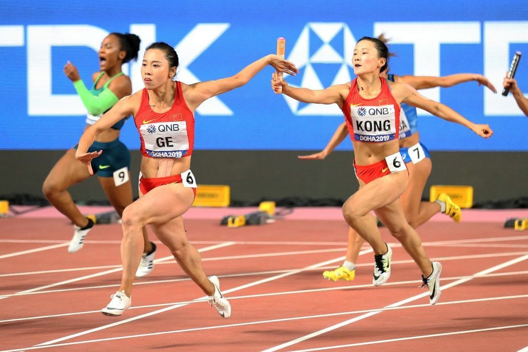 中国女子4X100米接力队直通世锦赛，速度与荣耀的交响曲