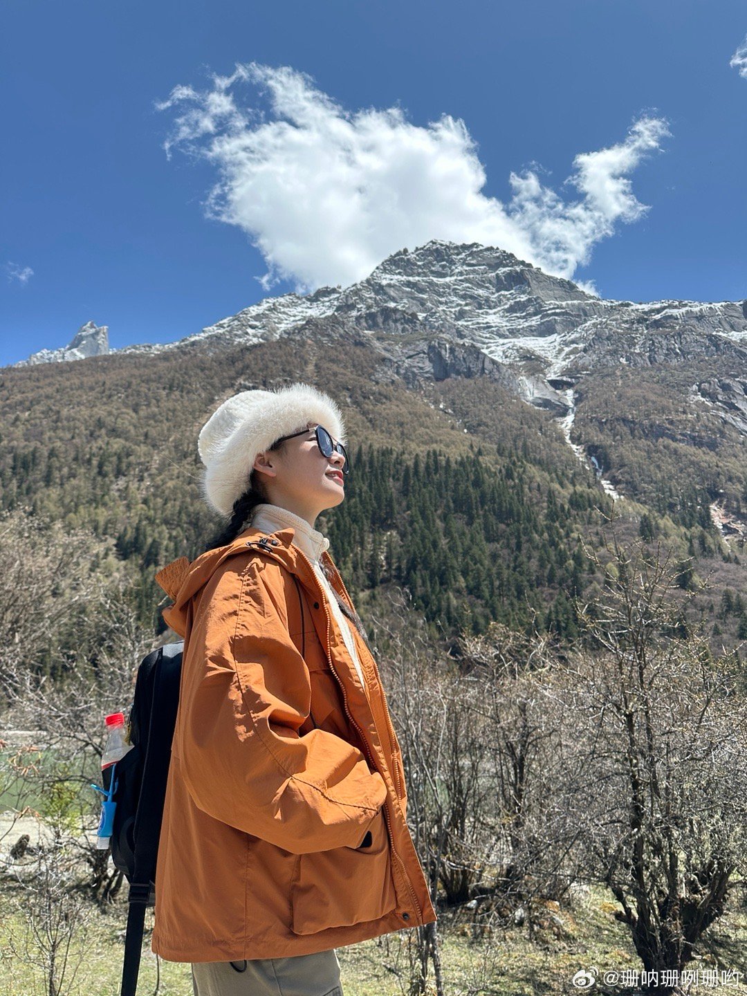 四姑娘山游客照，自然与人文的绝美交融