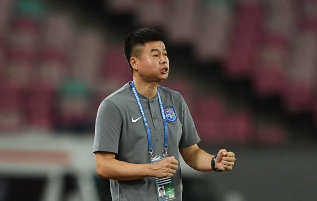 于根伟成津门虎执教场次最多主教练