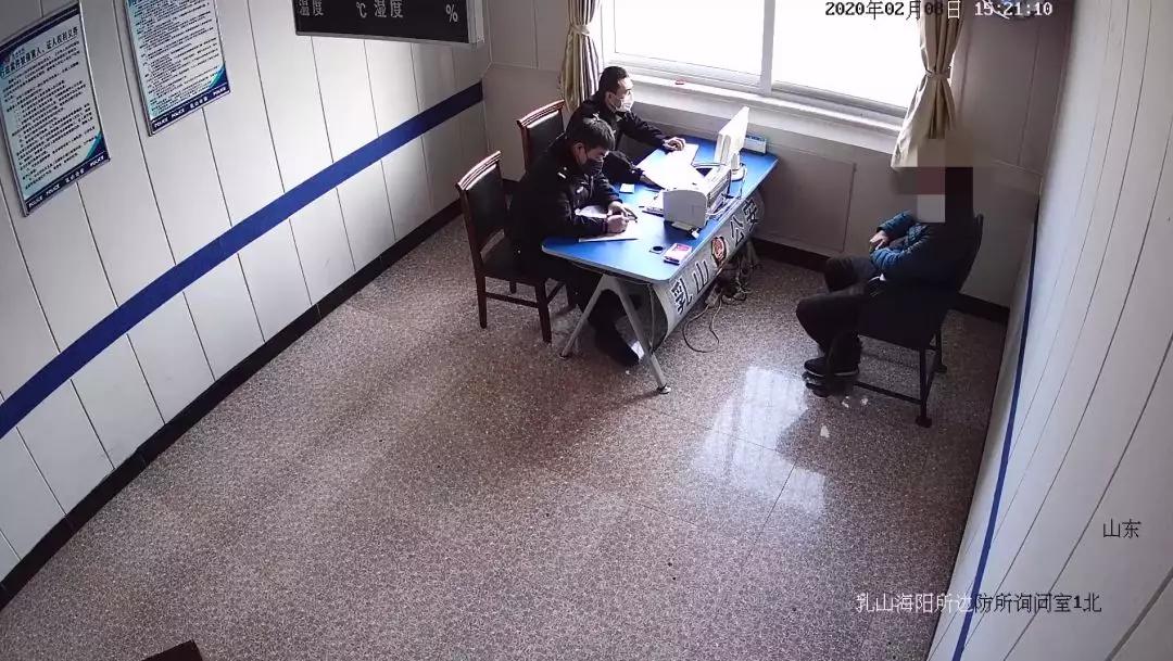 打开飞机安全出口会面临的处罚