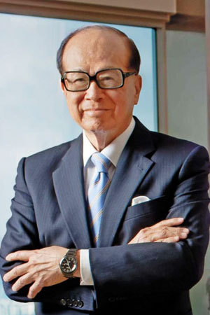 香港李嘉诚长江集团，商业帝国的传奇之路