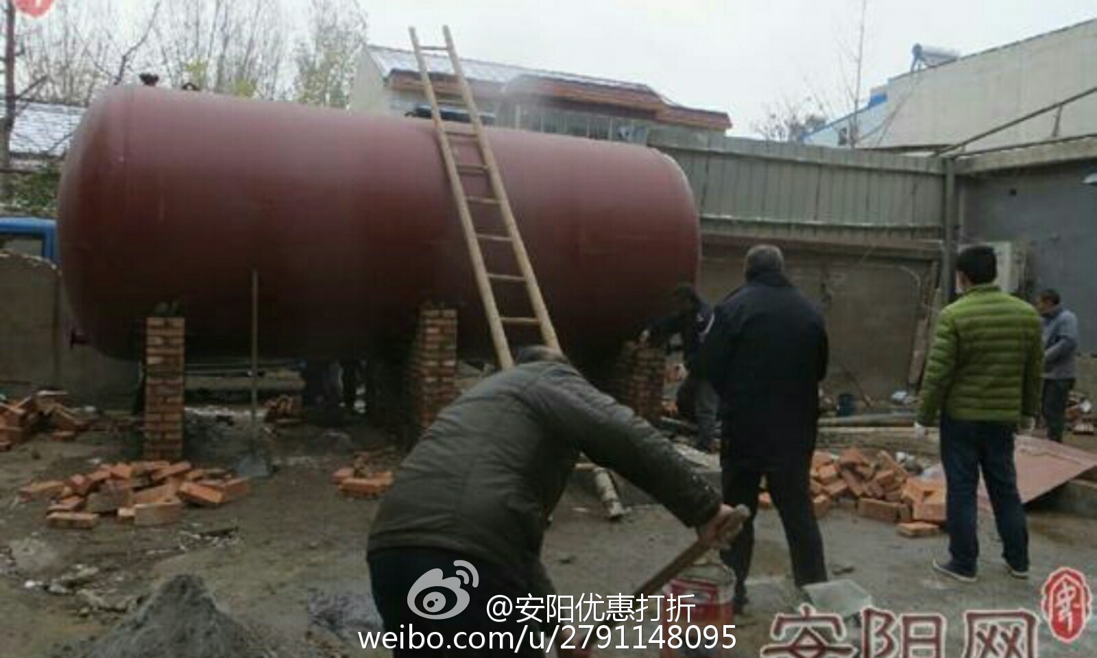 男子家中水塔突发爆炸，紧急应对与事后反思