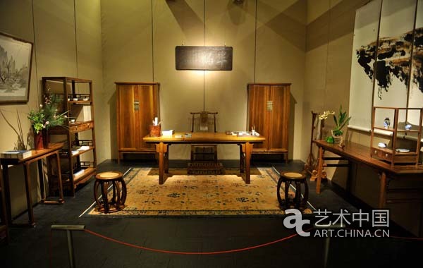 金丝楠木展厅，触摸千年的木韵传奇