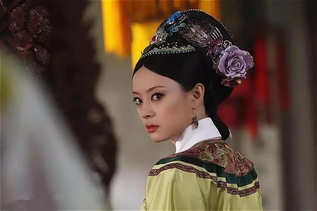 孙俪发文庆祝甄嬛虚拟生辰，319岁，致敬经典角色