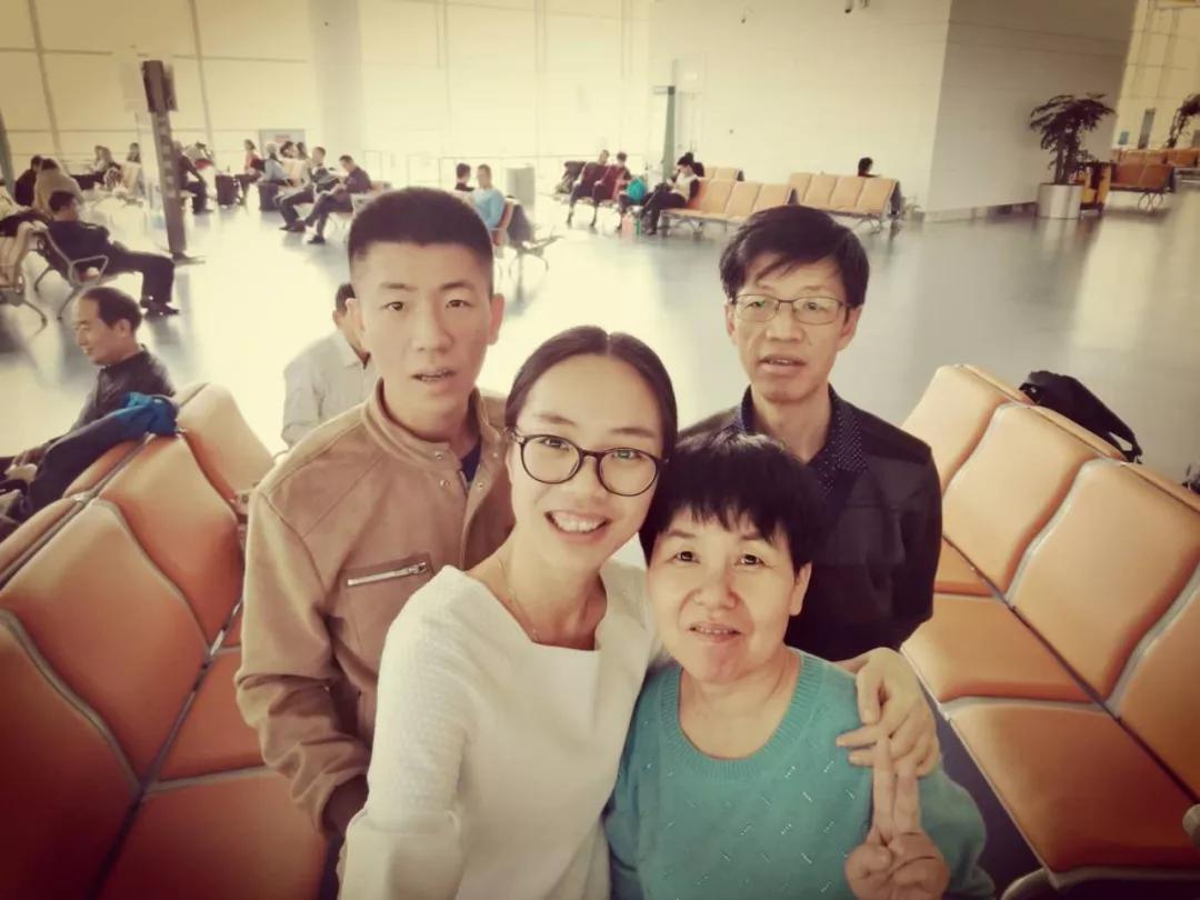 农行公布老人办业务期间离世时间线，一份关于银行业务与人文关怀的深度报告