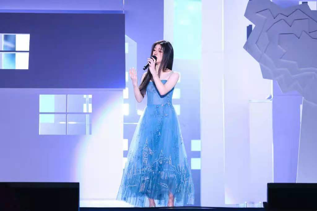 单依纯与歌曲的魅力，音乐中的诗意人生