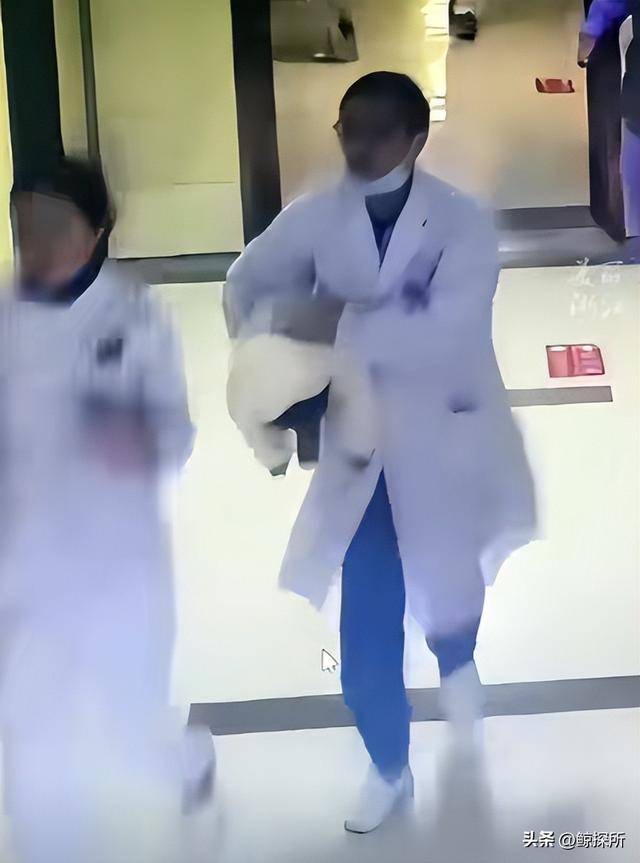 娃窒息奶奶跪谢医生，生命的守护与感恩的力量