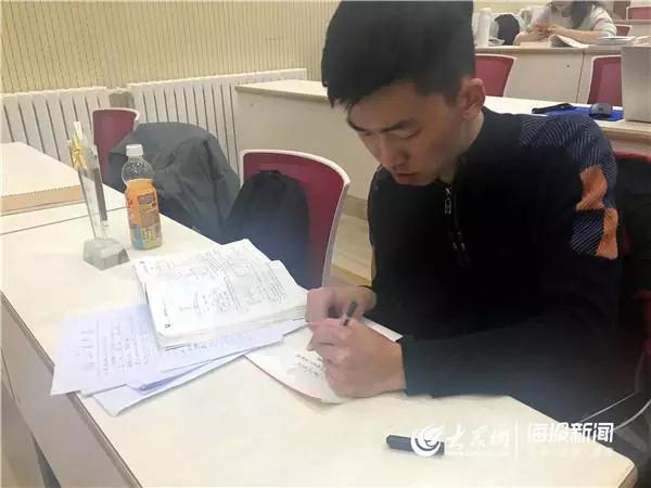 脑瘫男孩逆袭哈佛，励志之路，闪耀人生